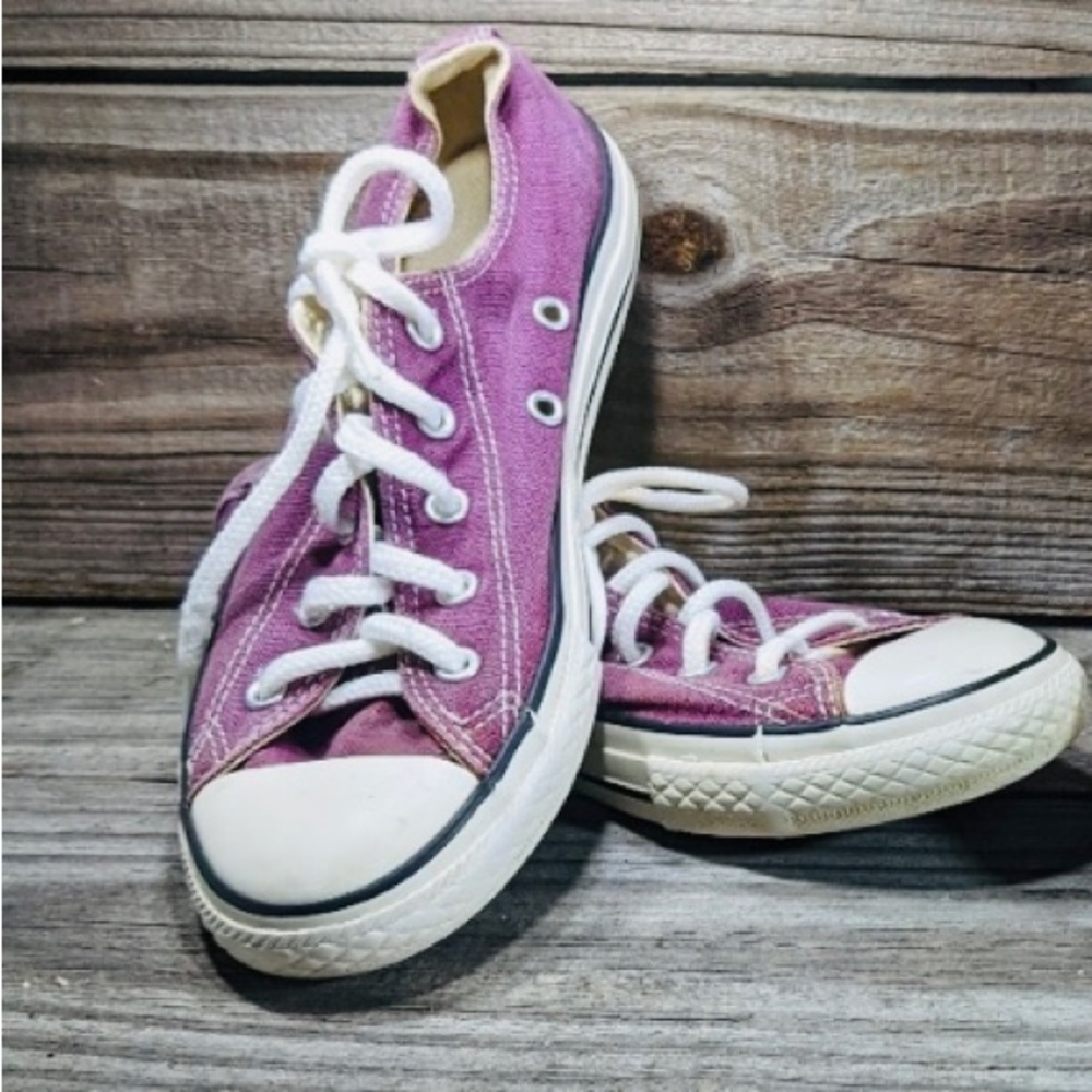 Vintage Converse All Star Chuck Taylor Purple Sneakers / Shoes Size 3 - Picture 2 of 5